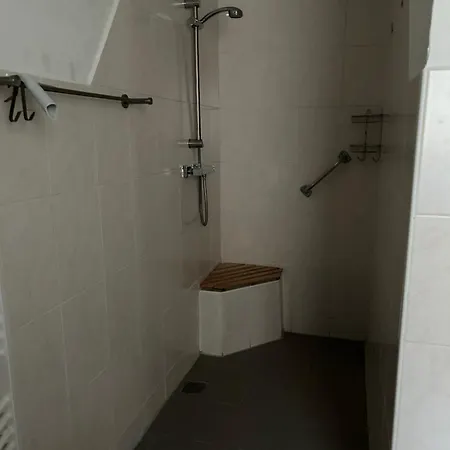 Schieferstuebchen - Grosses Zentrum - Ideal Fuer Familien Und Gruppen 10 Personen Appartamento