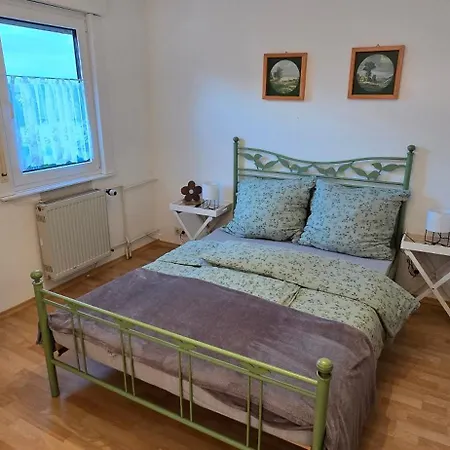 Schieferstuebchen Fuer 10 Personen Apartment Winterberg