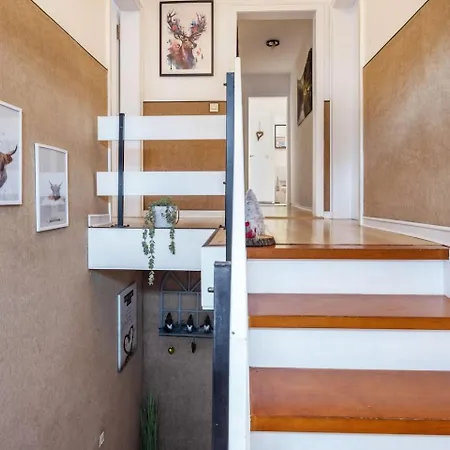 Schieferstuebchen - Grosses Zentrum - Ideal Fuer Familien Und Gruppen 10 Personen Appartement
