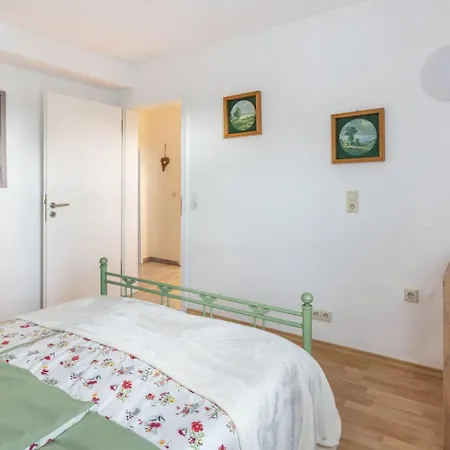 Appartement Schieferstuebchen - Grosses Zentrum - Ideal Fuer Familien Und Gruppen 10 Personen